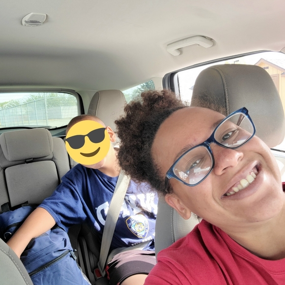 Meet your Posher, Catie - Picture 5 of 5